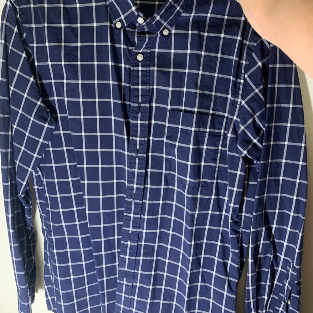 Uniqlo Navy and White Plaid Button Down Shirt